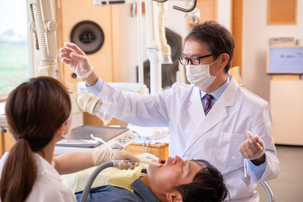 健康な歯を削らないで治療ができる理由